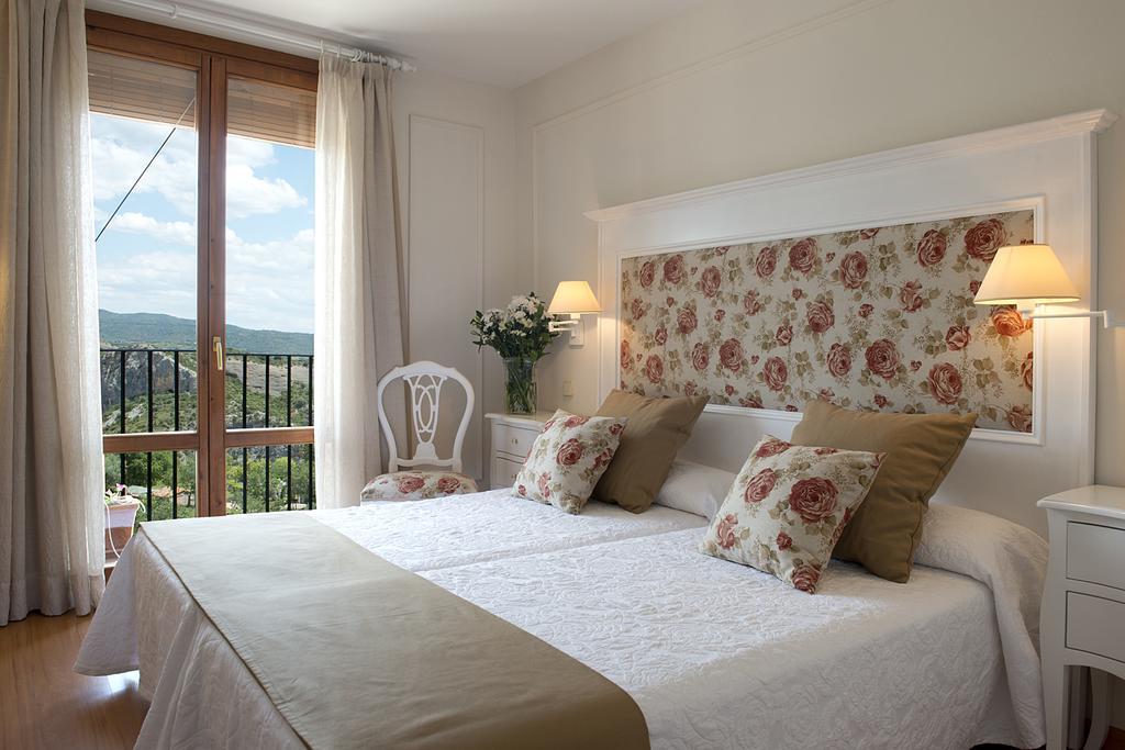 Hotel Santa Maria De Alquézar Rum bild