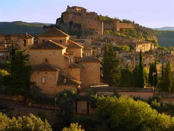 Hotel Santa Maria De Alquézar Exteriör bild